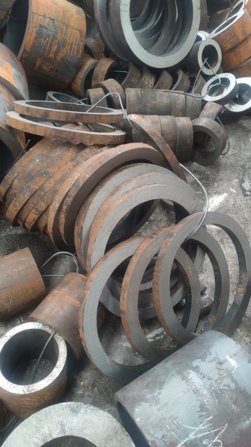 二道二道二道42CrMo无缝钢管切割